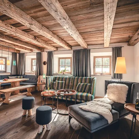 Relais & Chateaux Gut Steinbach Otel Reit im Winkl