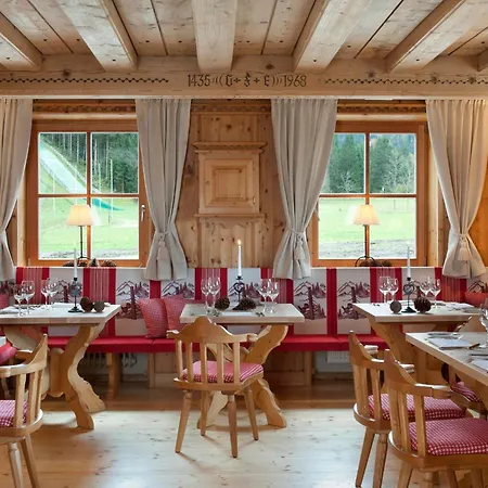 Otel Relais & Chateaux Gut Steinbach 4*