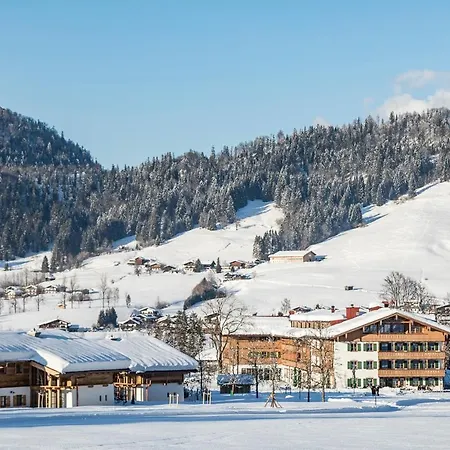 Hotel Relais & Chateaux Gut Steinbach 4*