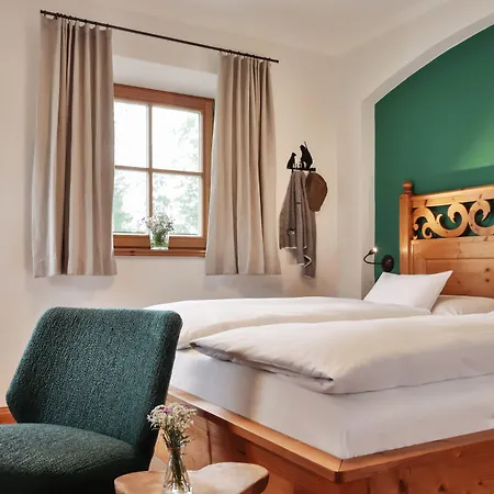 Relais & Chateaux Gut Steinbach 4*