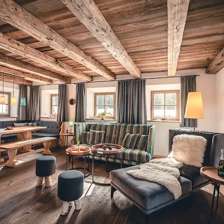 Relais & Chateaux Gut Steinbach Reit im Winkl