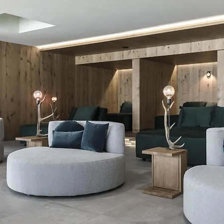 Relais & Chateaux Gut Steinbach 4*
