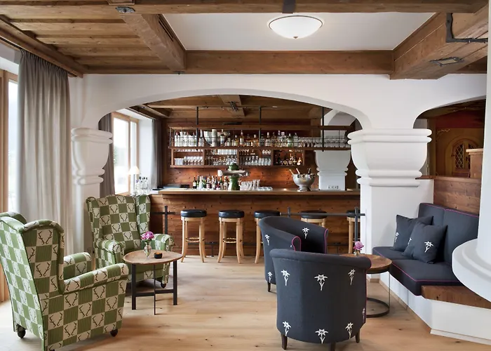 Relais & Chateaux Gut Steinbach Hotel Chalets Spa