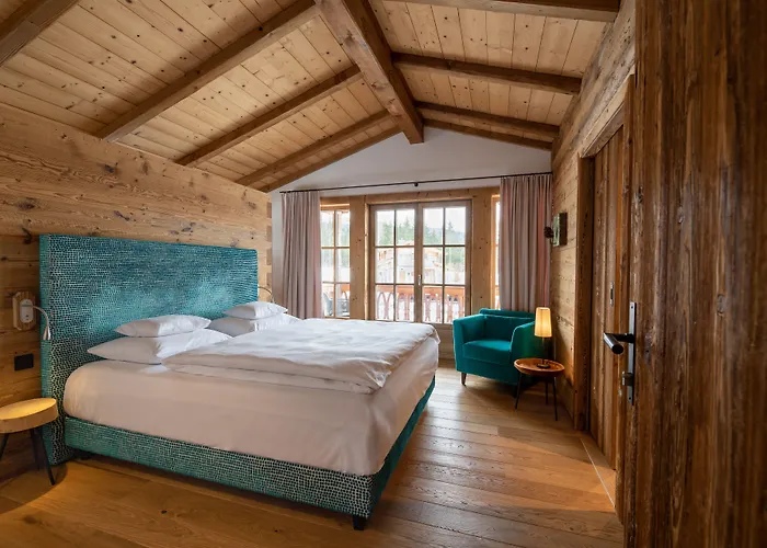 Relais & Chateaux Gut Steinbach Hotel Chalets Spa 4*